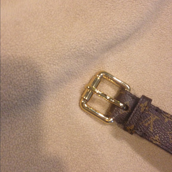 SOLD!!! Authentic Louis Vuitton belt size 34 - Picture 4 of 4