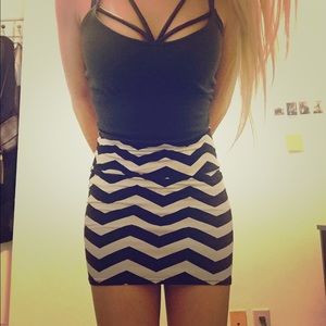 Zig Zag Striped Pencil Skirt