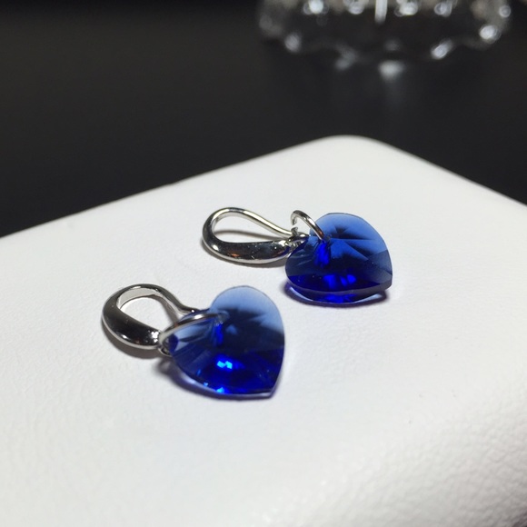 Jewelry - ♦️LAST ONE♦️Elegant Faux Sapphire Heart Earrings