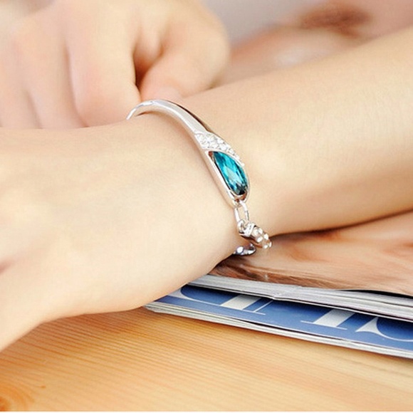 Cute bracelet. - Picture 2 of 4