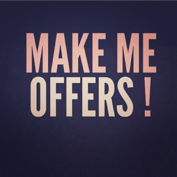 MAKE AN OFFER!🛍