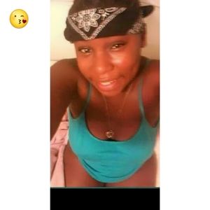 Meet your Posher, Ivory