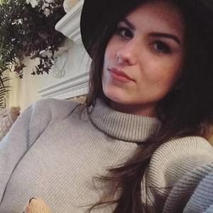 Meet your Posher, Cori