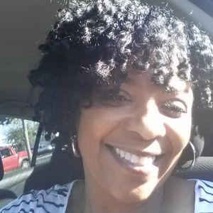 Meet your Posher, Ellen