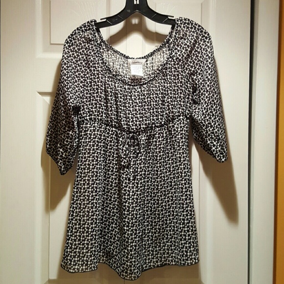 Size XL light weight top black/white