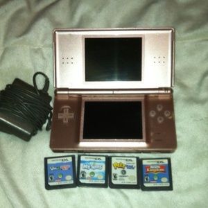 Bundle - Booties & DS with games