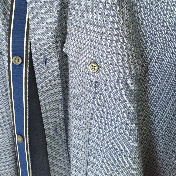Men's Button Down - Picture 3 of 4