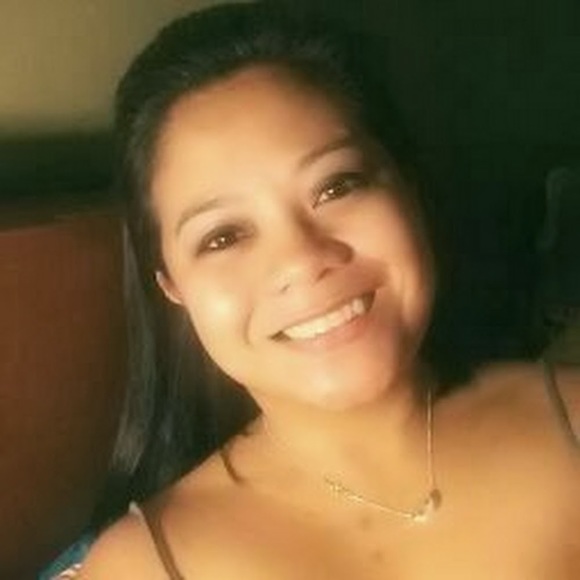 Meet your Posher, Geni - Picture 1 of 1