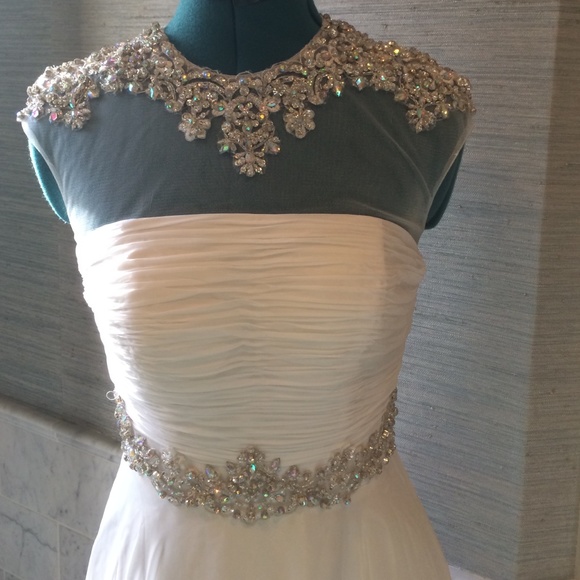 Beautiful white chiffon long dress💗 PROM/wedding - Picture 2 of 4