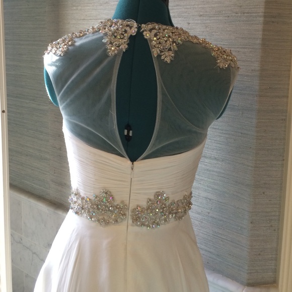 Beautiful white chiffon long dress💗 PROM/wedding - Picture 3 of 4