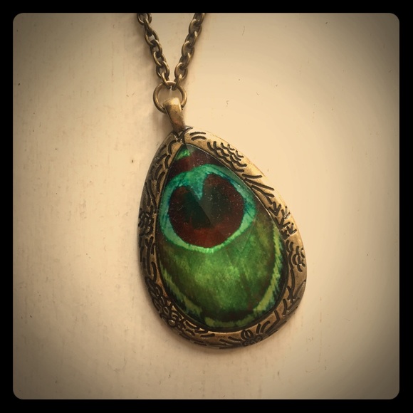 peacock pendant drop necklace