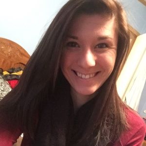 Meet your Posher, Macy