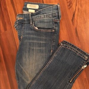 H&M $SQIN ANKLE Jean. Size 30.