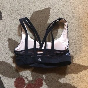 Lulu Lemon energy bra exhale size 2