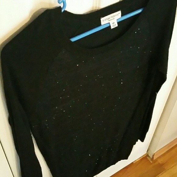 Sequined maternity shirt