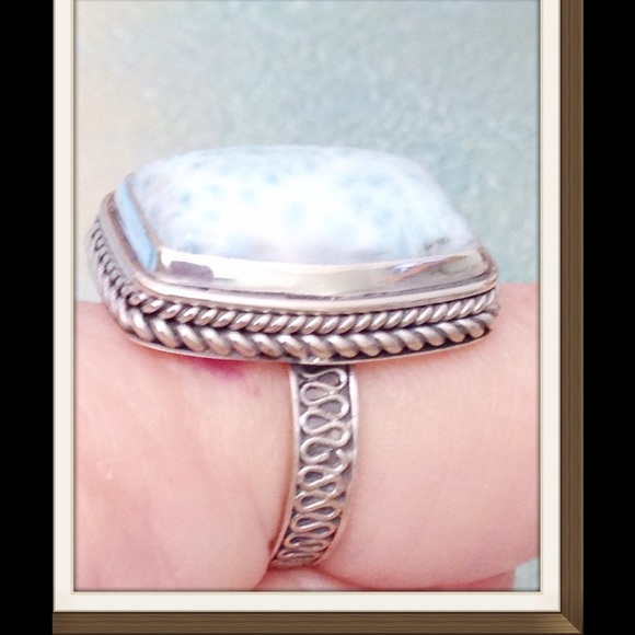 Larimar 15.74 CTS - Picture 3 of 4