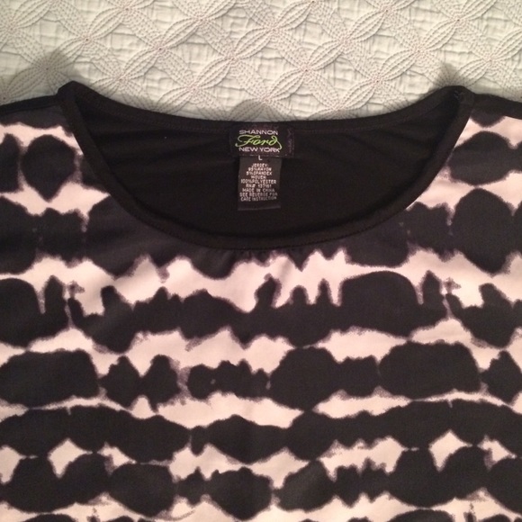 Top - Picture 3 of 3