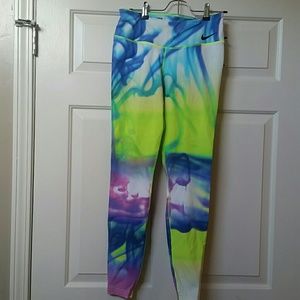 Nike Legendary tights Lava /med