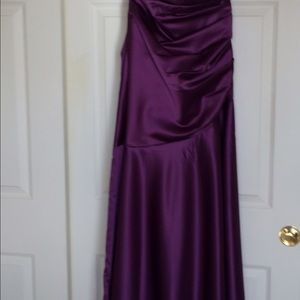 Beautiful bridal gowns NEVER WORN. $200 or B/O!