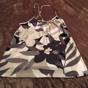 Cute tank top!