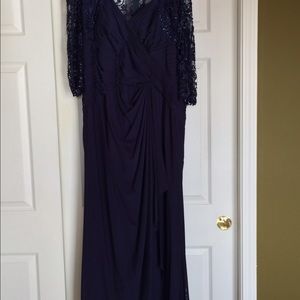 Mother of the bride gown worn once