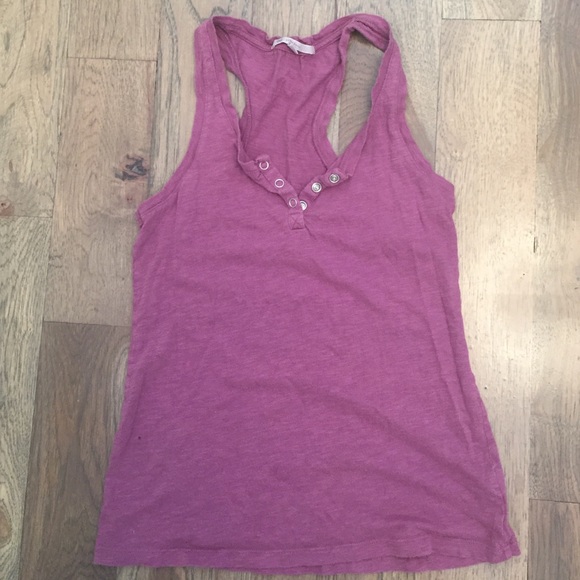 Gap Razorback Tank - Picture 2 of 2