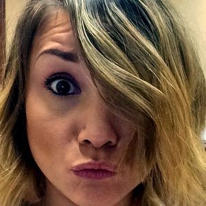 Meet your Posher, Debra