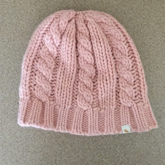 Abercrombie & Fitch Knit Beanie