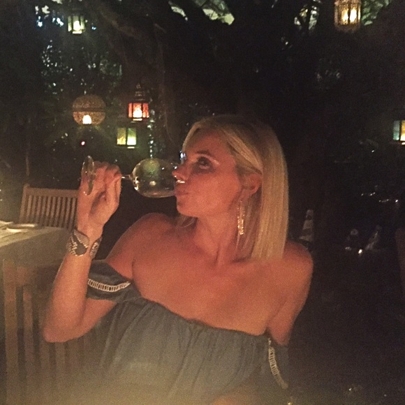 Meet your Posher, Jessica - Picture 3 of 3