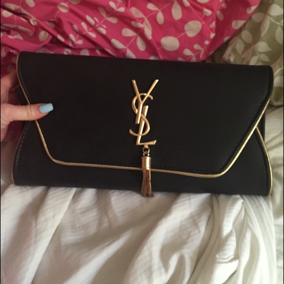 Ysl clutch/purse