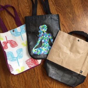 Lululemon bags