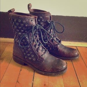 FRYE JENNA DISC LACE