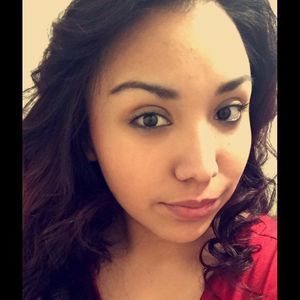 Meet your Posher, Ana