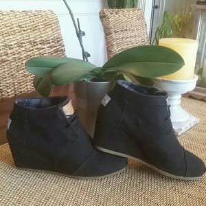 TOMS Desert Wedge Black