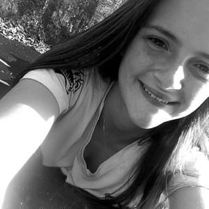 Meet your Posher, Kendra