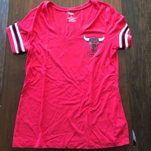 Red white and black bulls logo shirt