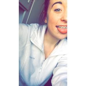 Meet your Posher, Kayla