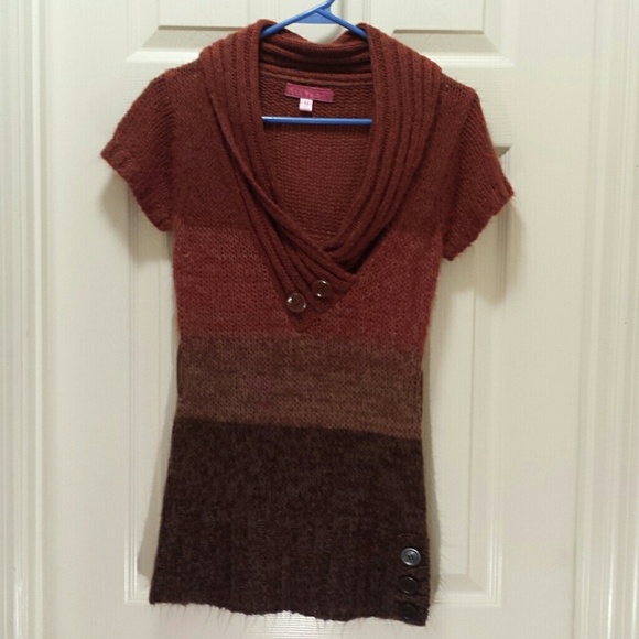 Derek Heart Red and Brown Sweater