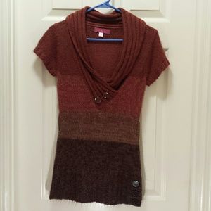 Derek Heart Red and Brown Sweater