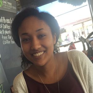 Meet your Posher, Makda