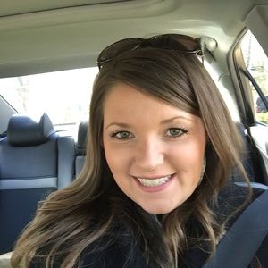 Meet your Posher, Candace