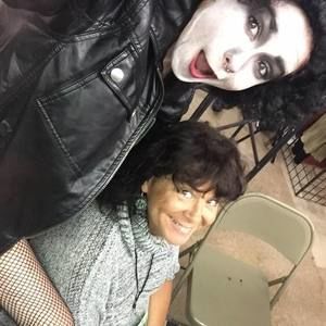 Meet your Posher, Robin