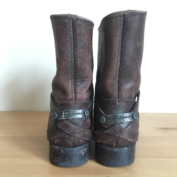 FRYE LINDSEY PLATE SHORT BOOT - Picture 2 of 4