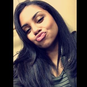 Meet your Posher, Brandy