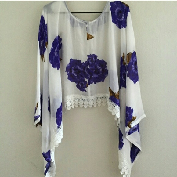 WINSTON WHITE TOP FINAL PRICE DROP