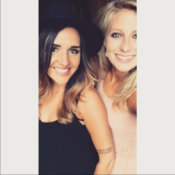 Meet your Posher, Molly