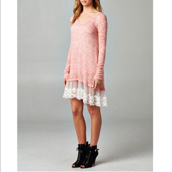 🆕MADELINE lace trimmed tunic - PEACH - Picture 2 of 2
