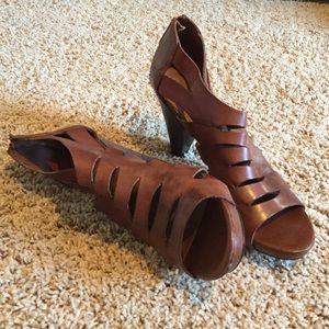 Franco Sarto leather heeled sandal, size 10