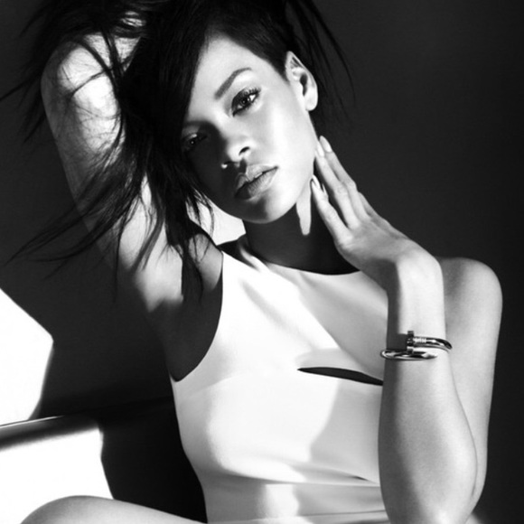 New. Beautiful Rose Gold metal nail bangle - Picture 4 of 4