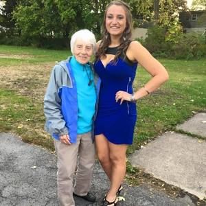 Meet your Posher, Haley